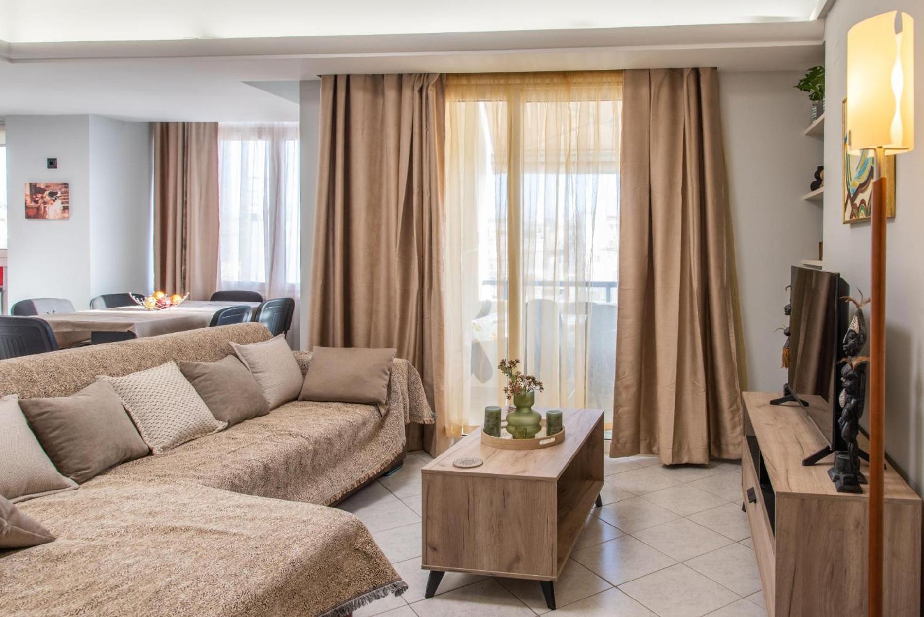 Sky 7 View Apartment Heraklion  Ngoại thất bức ảnh